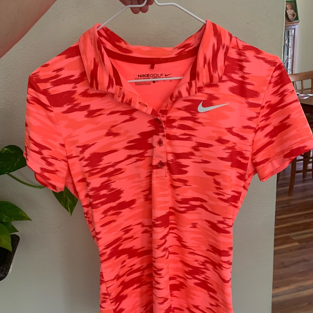 Nike womens golf shirt